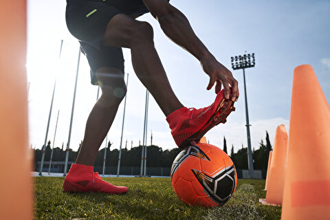 featuredList FOOTBALL ACCESSORIES
