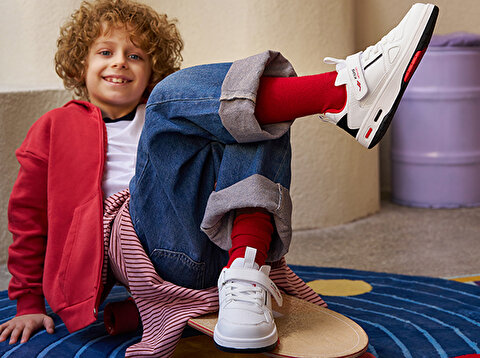 featuredList CHILDREN'S SPORTS CLOTHING