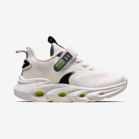 Capri 2 Kids Sports Shoes